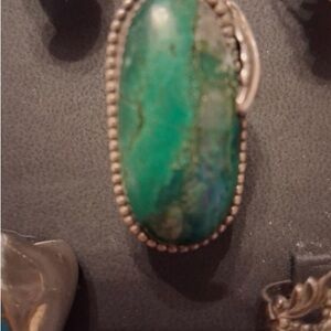 Stunning Turquoise Stone Silver Ring